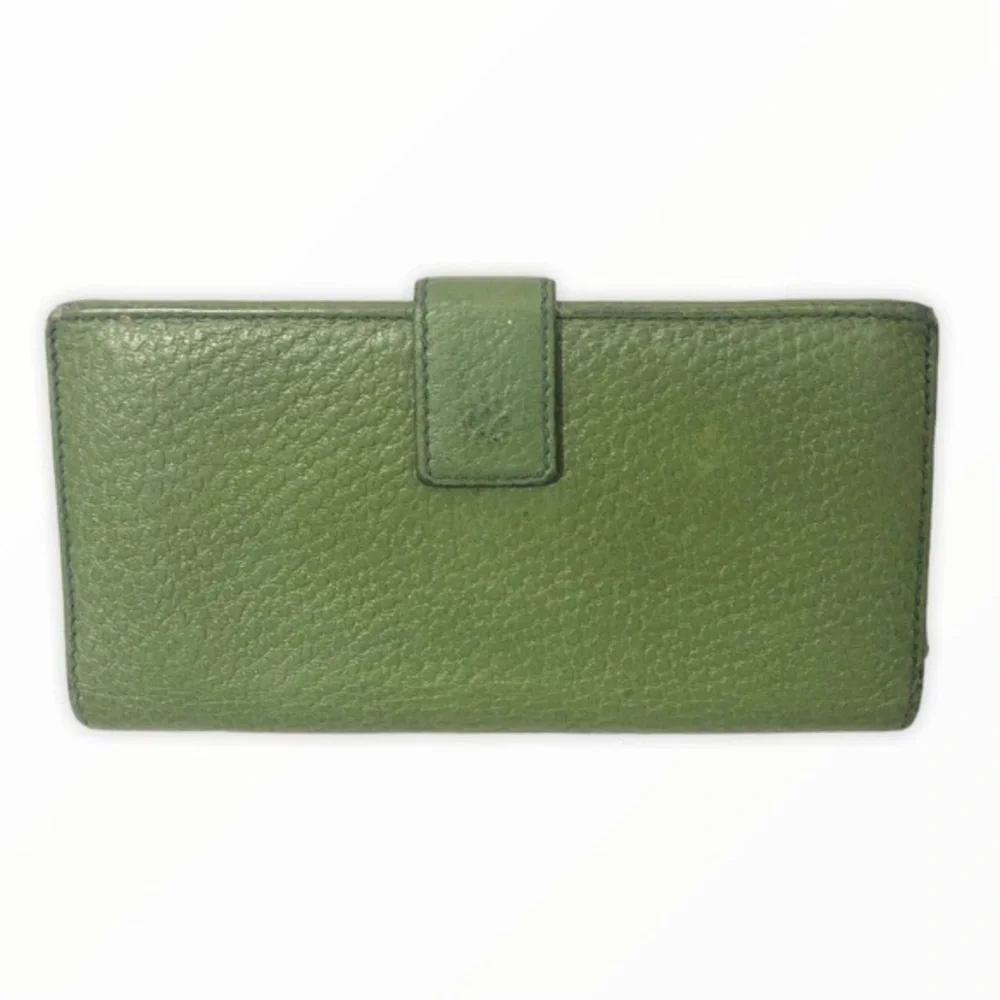 Gucci green leather wallet